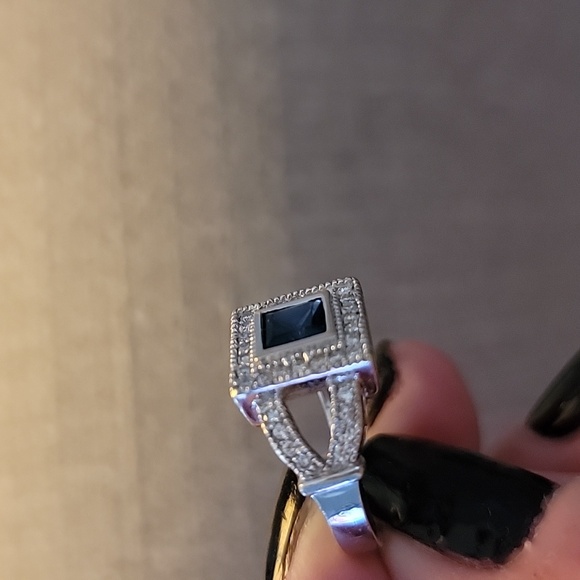 14k Sapphire and Diamond Ring - Picture 9 of 13